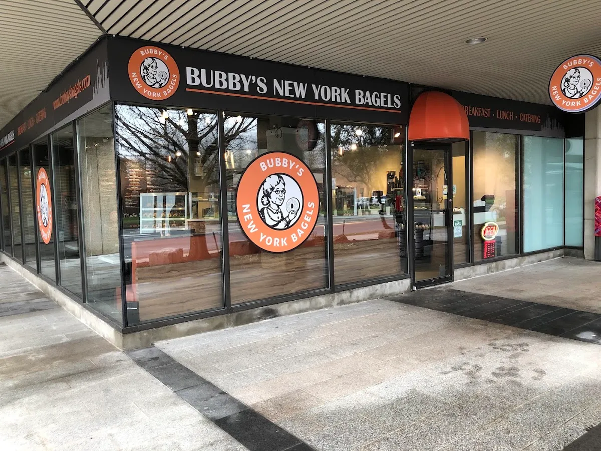 Bubby’s New York Diner