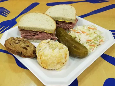 Buffalo Kosher Deli — foto 4