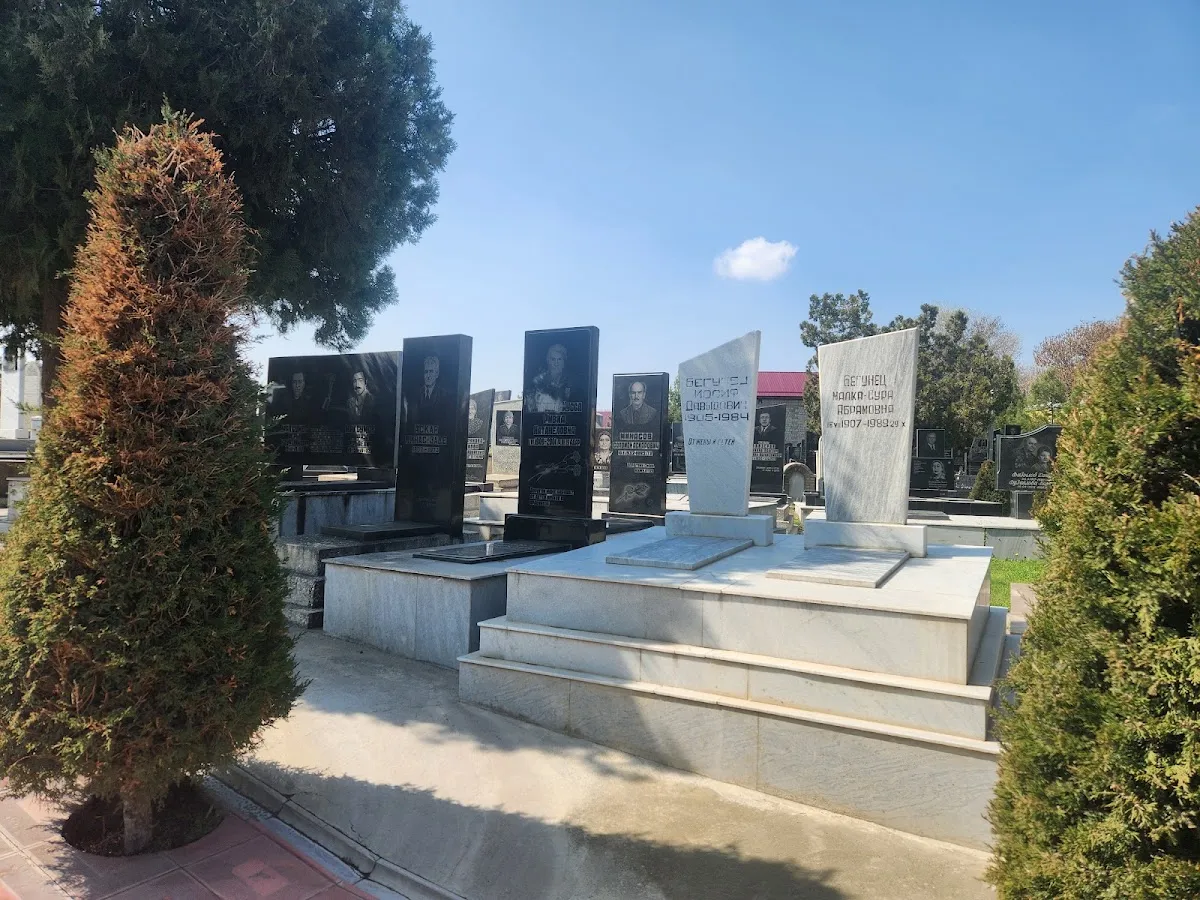 Bukharian Jewish Cemetery of Samarkand — foto 10
