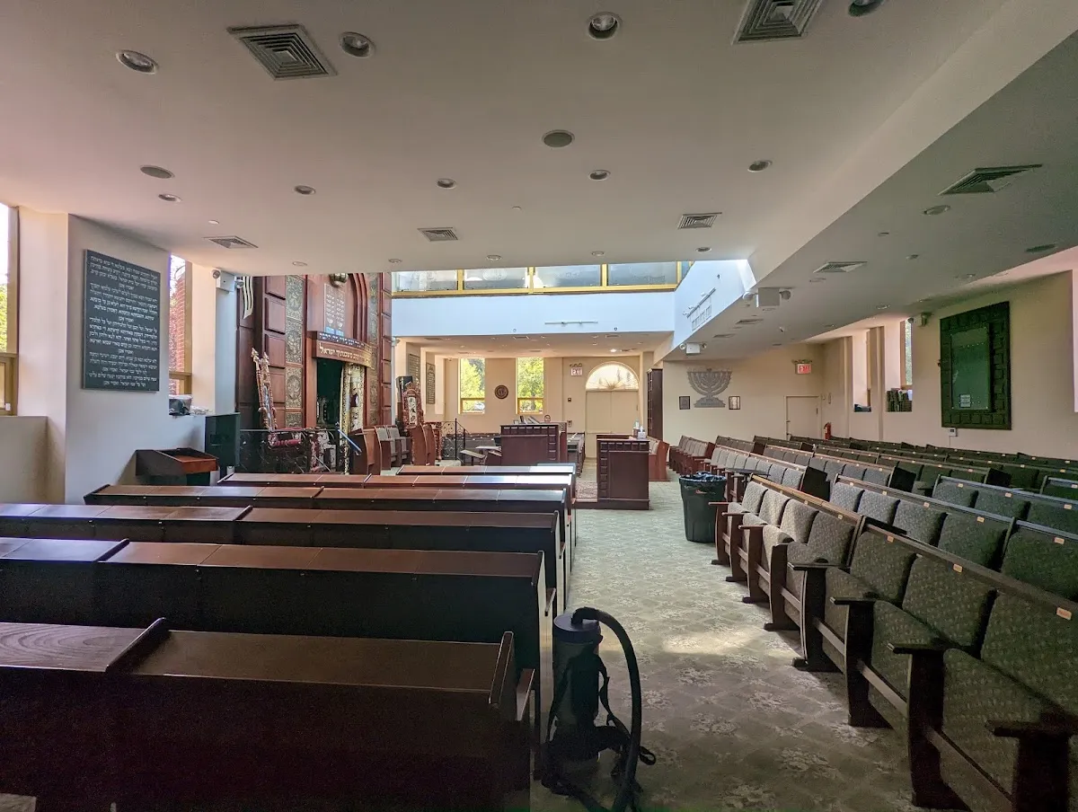 Bukharian Jewish Congregation of Jamaica Estates — foto 3