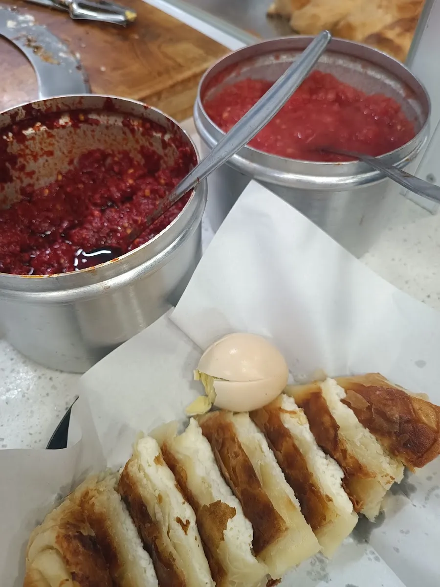 Burekas Bakar HaAgala (Kibbutz Galuyot, Haifa) — foto 5