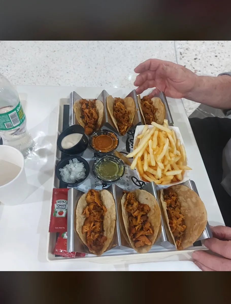 Burger Bar 106 — foto 10