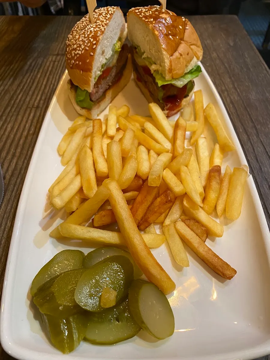 Burger Bar — photo 6