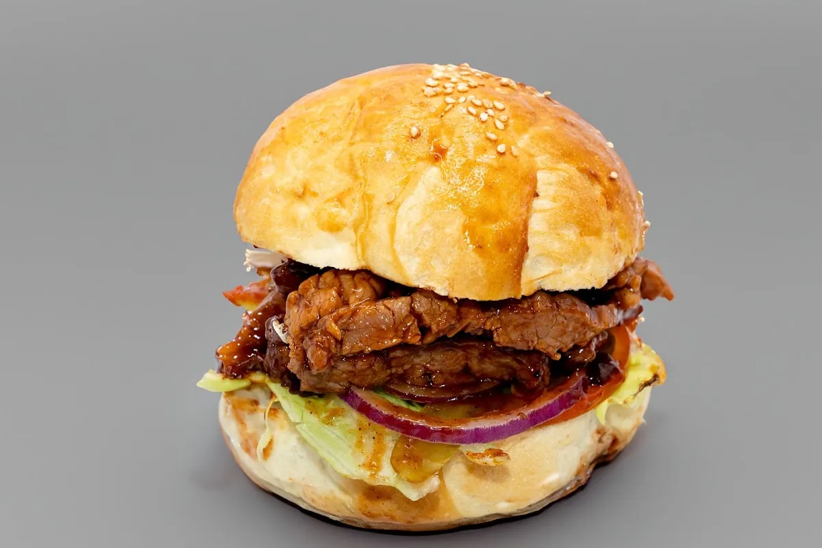 Burger & Brew Sandton — foto 10