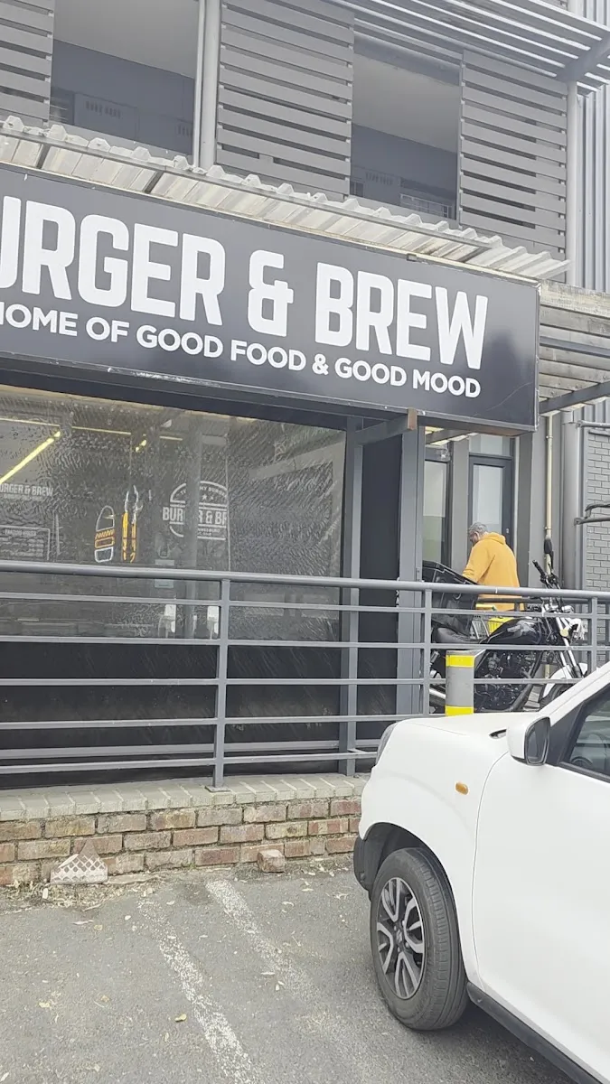 Burger & Brew — foto 3