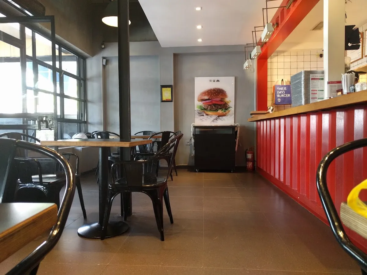 Burgers Bar (Derech Yitzchak Rabin) — photo 4