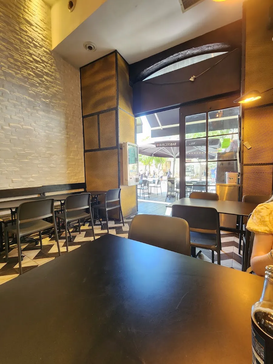 Burgers Bar (Jaffa St 36) — foto 7