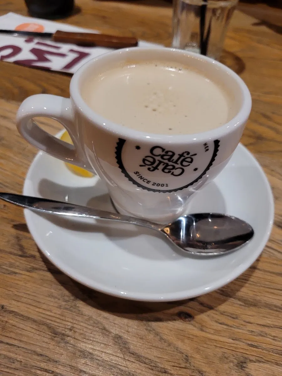 Cafe Cafe (Achi Eilat, Kiryat Chaim) — foto 4