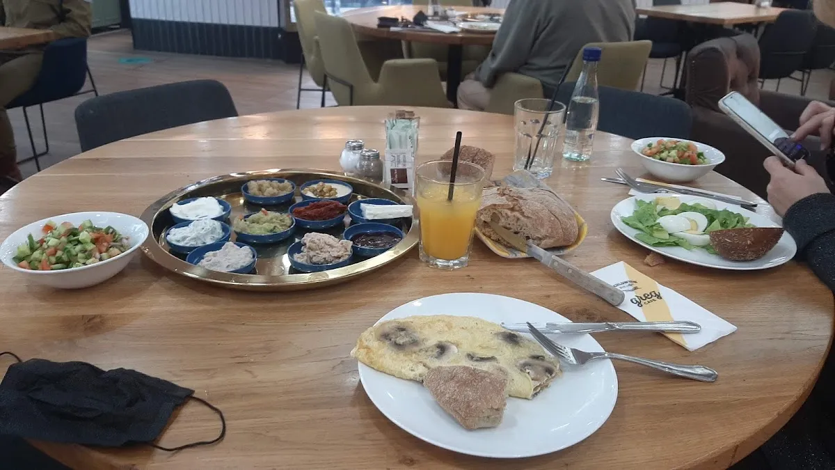 Cafe Greg (8 Center, Kiryat Shmona) — foto 4
