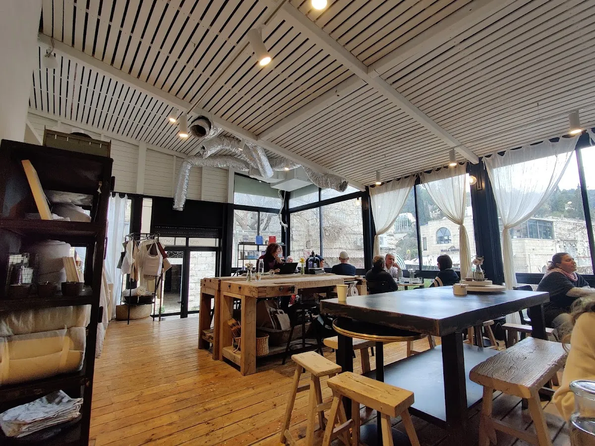 Itta - Café & Shop