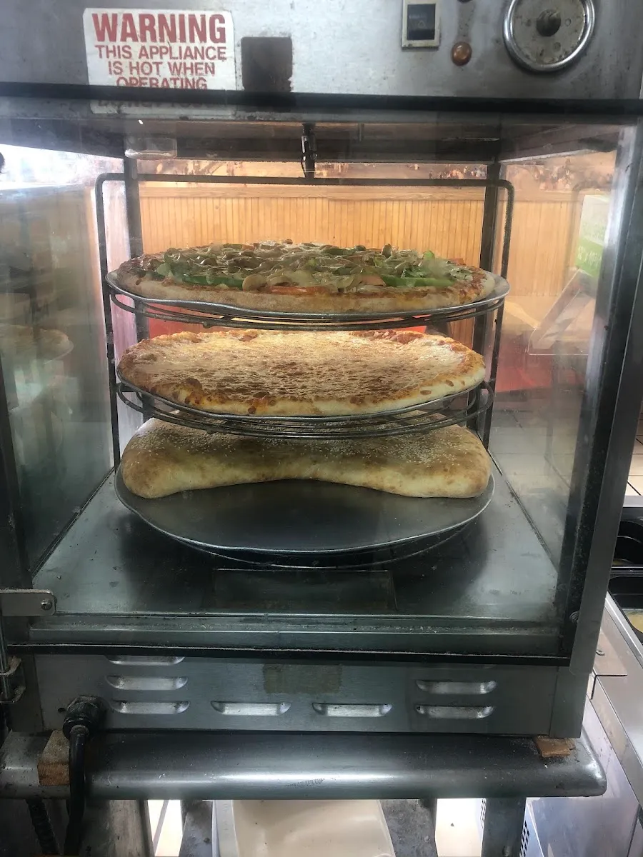 Caramel's Gourmet Ice Cream & Pizza — photo 5