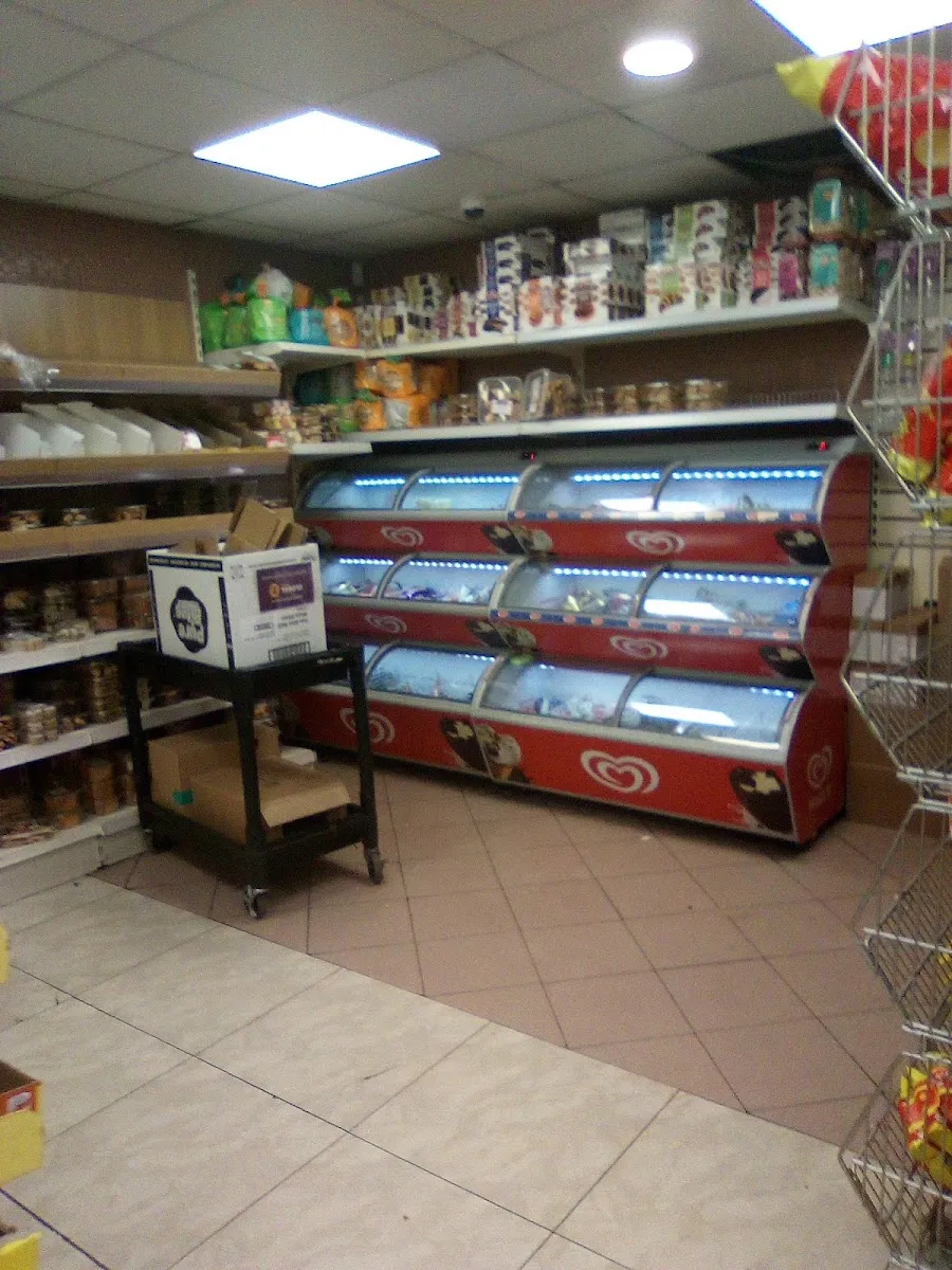 Carmel Kosher Supermarket — foto 9