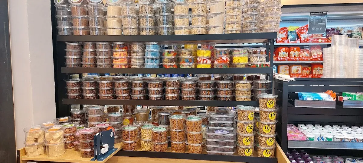 Carrefour City (Greenberg, Haifa) — foto 6