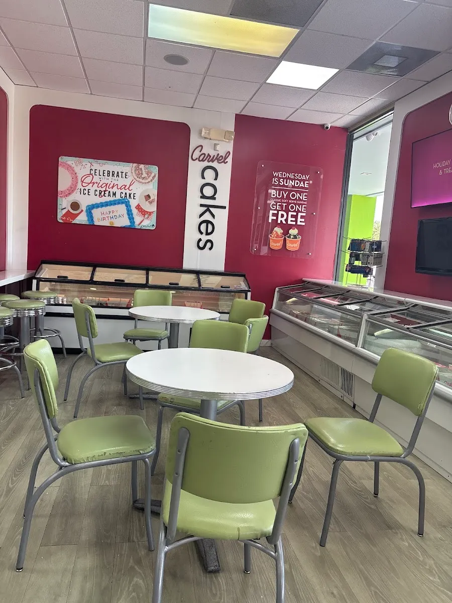 Carvel (255 NE Spanish River Blvd) — photo 10