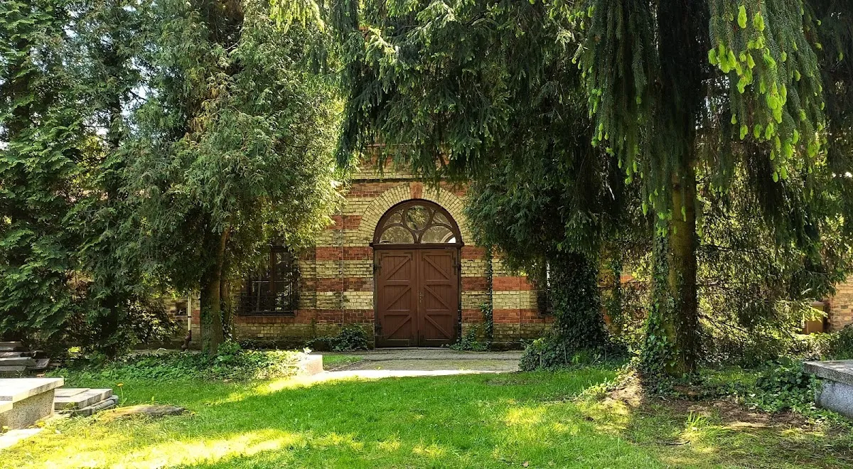Casa funeraria del cementerio judío de Bielsko-Biała — foto 8
