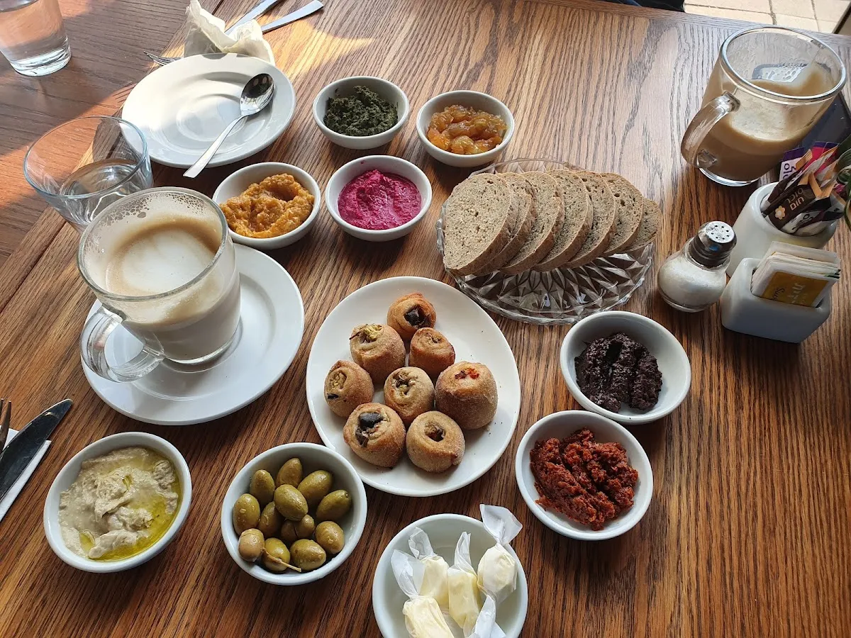 Israella Dairy Catering — foto 6