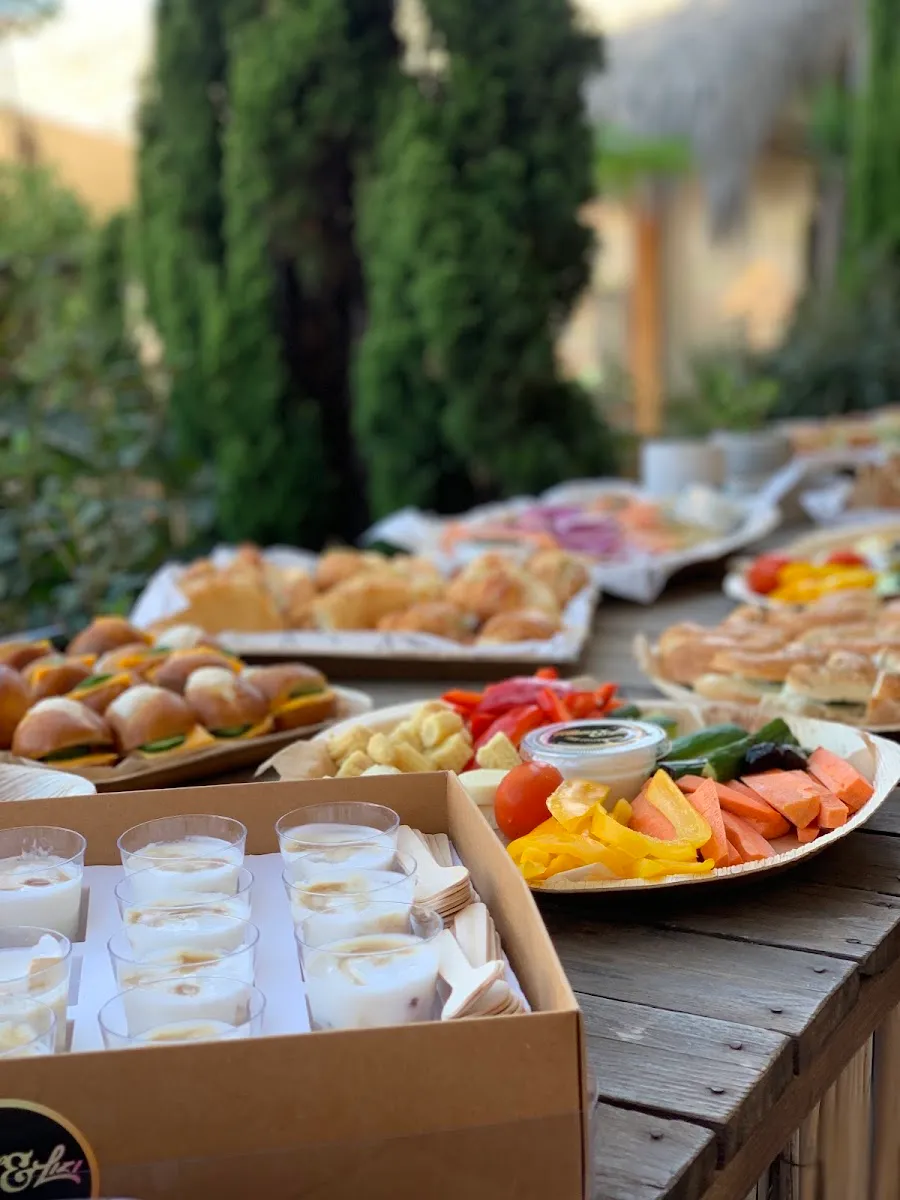 Tomer & Lizi Dairy Catering — foto 9