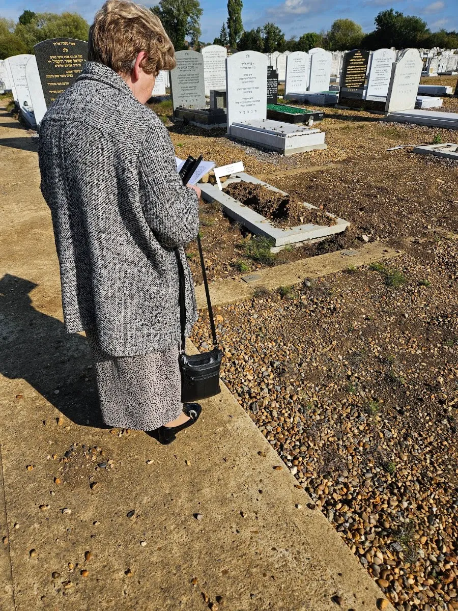 Cementerio Adath Yisroel de Cheshunt — foto 2