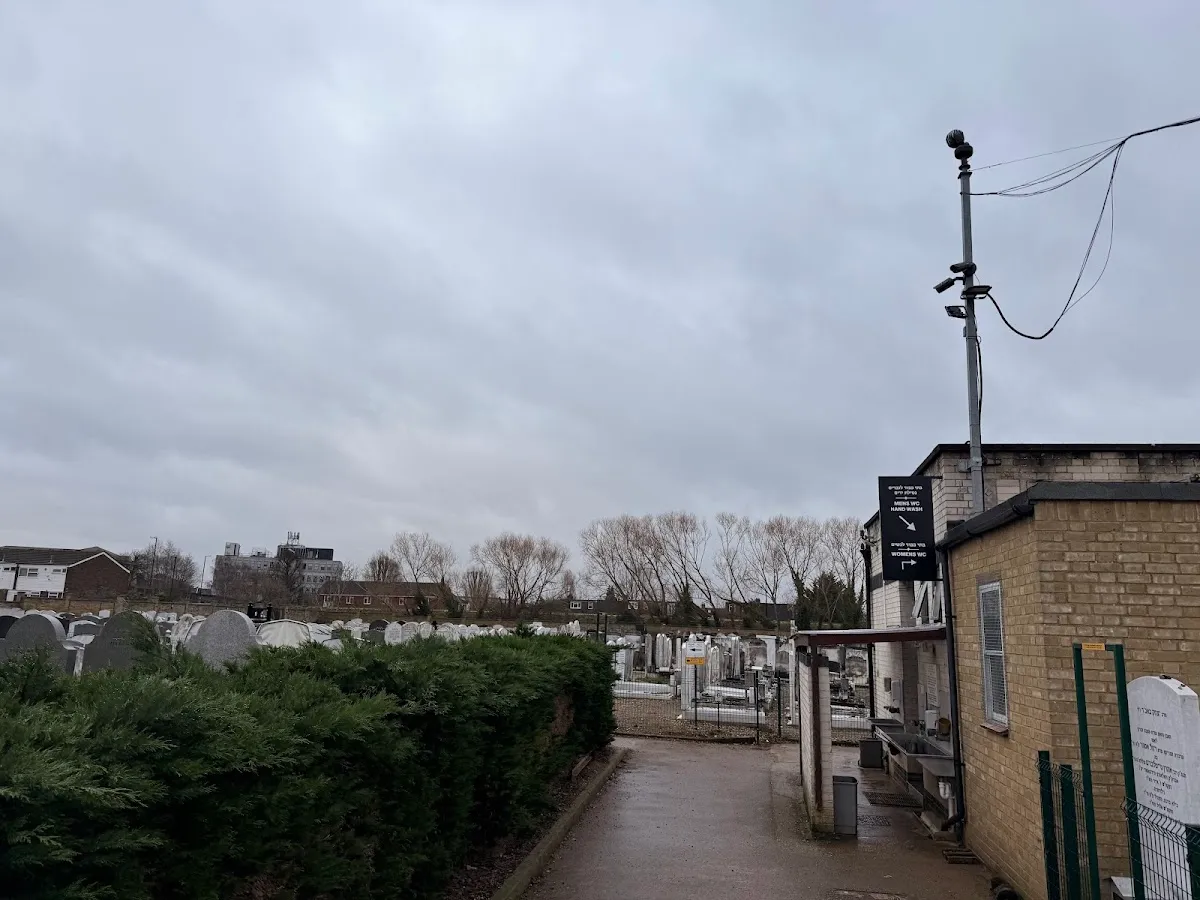 Cementerio Adath Yisroel de Enfield — foto 5