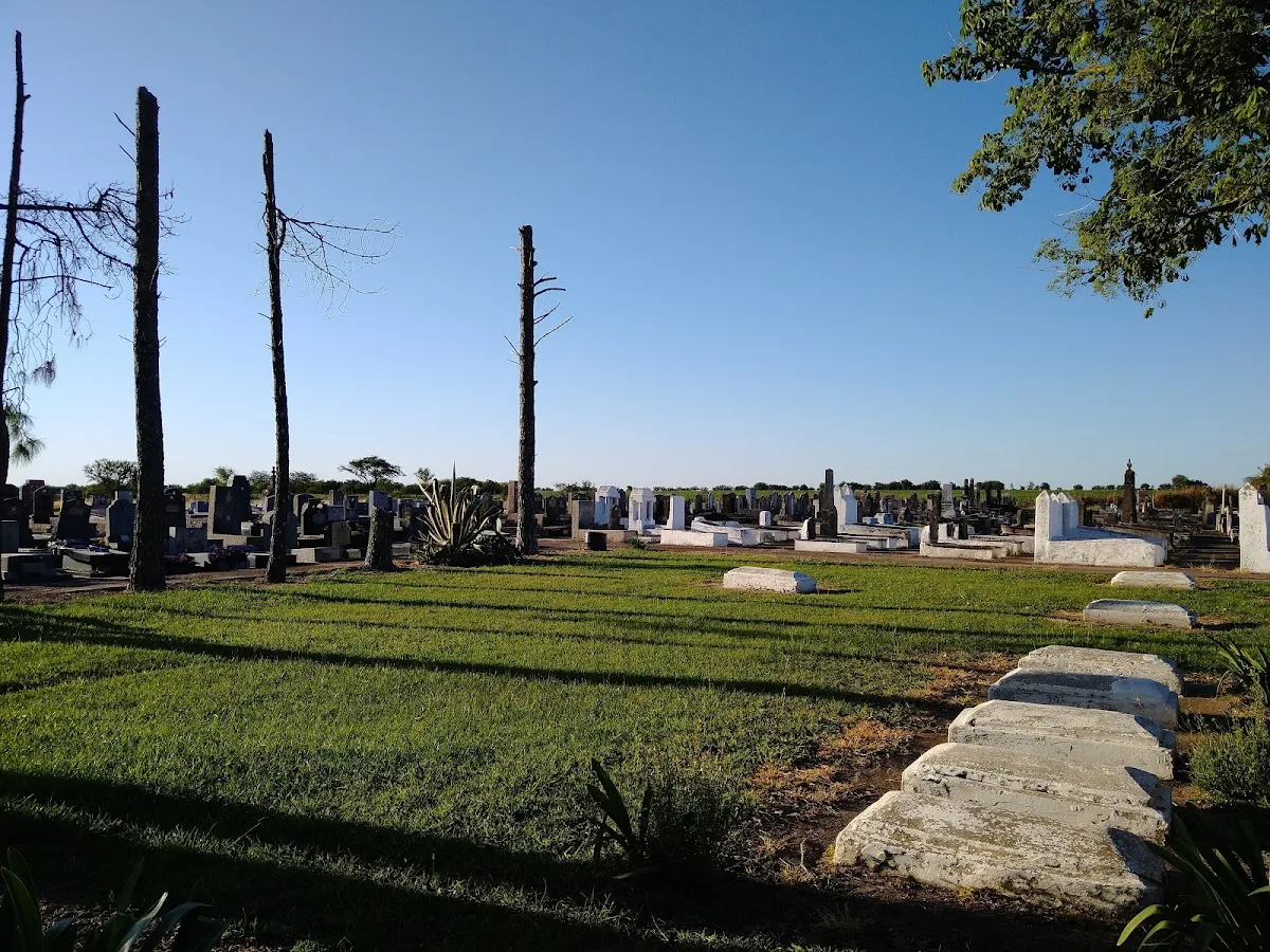 Cementerio Israelita de Colonia Carmel — photo 2