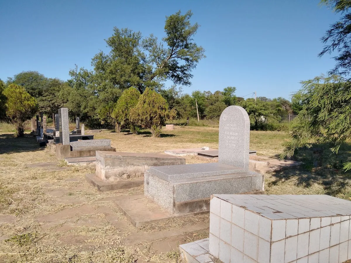 Cementerio Israelita de General Pinedo — foto 3