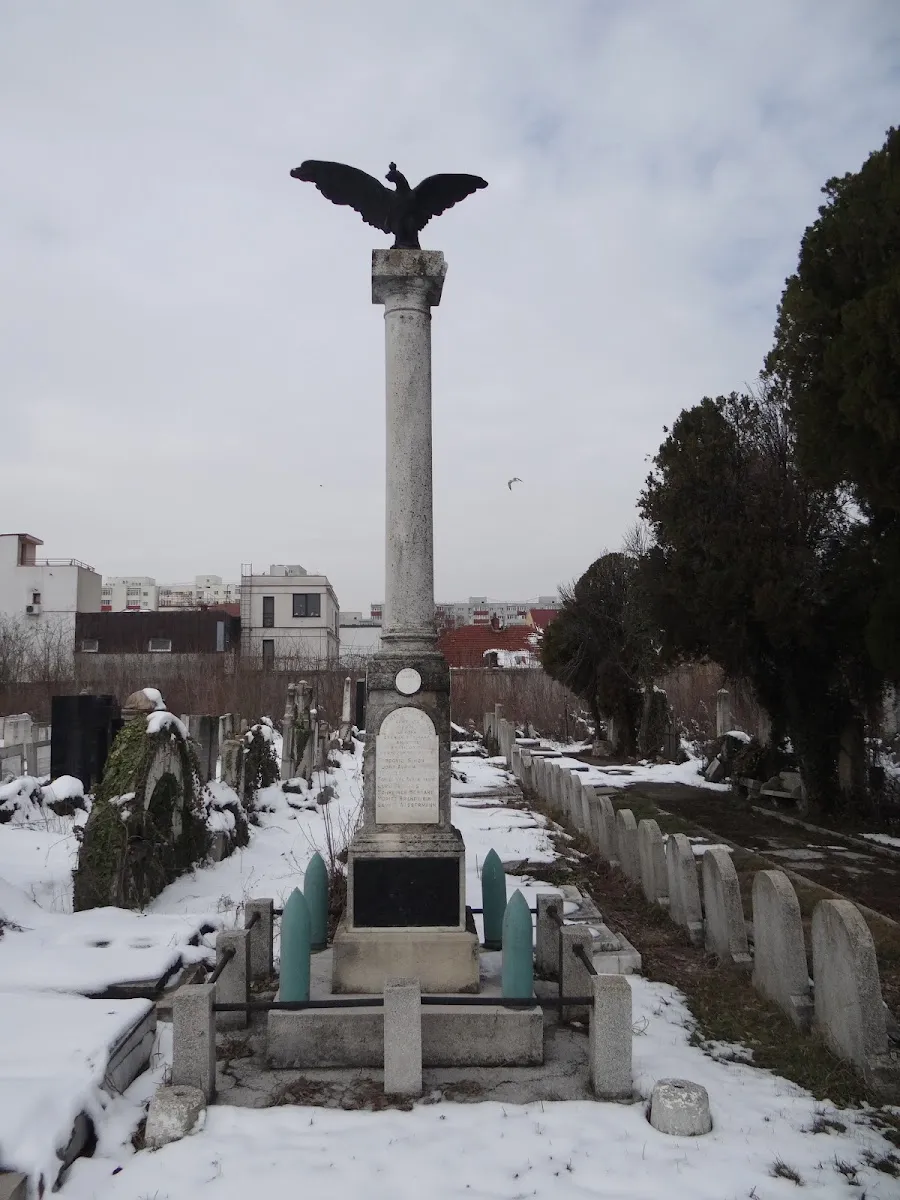 Cementerio Israelita Filantropía de Bucarest — foto 4