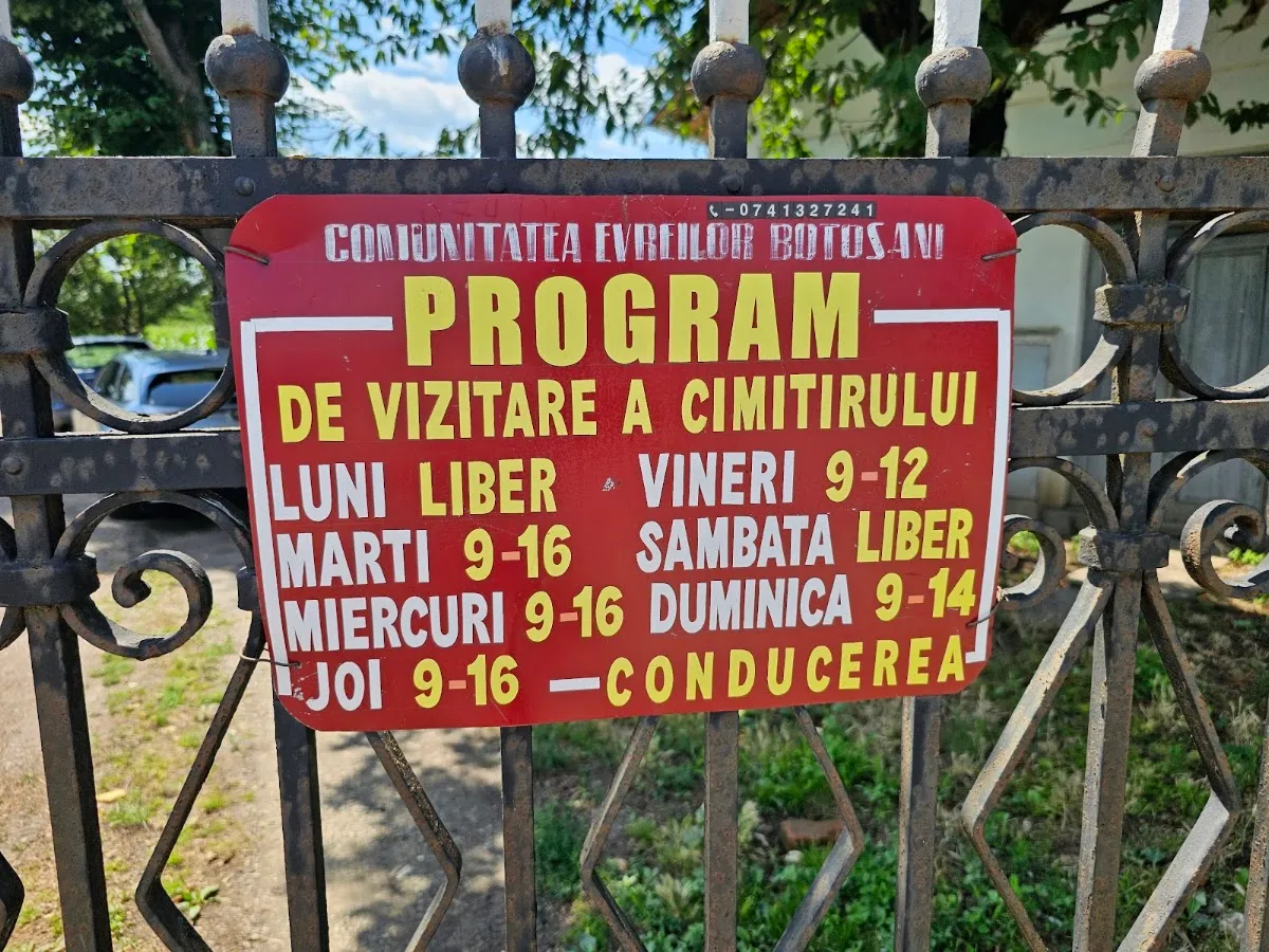 Cementerio judío de Botoșani — photo 9