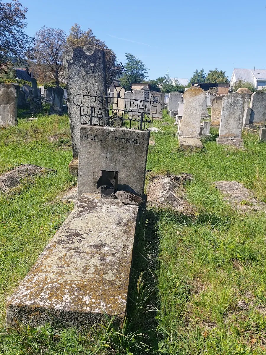 Cementerio judío de Târgu Neamț — photo 6