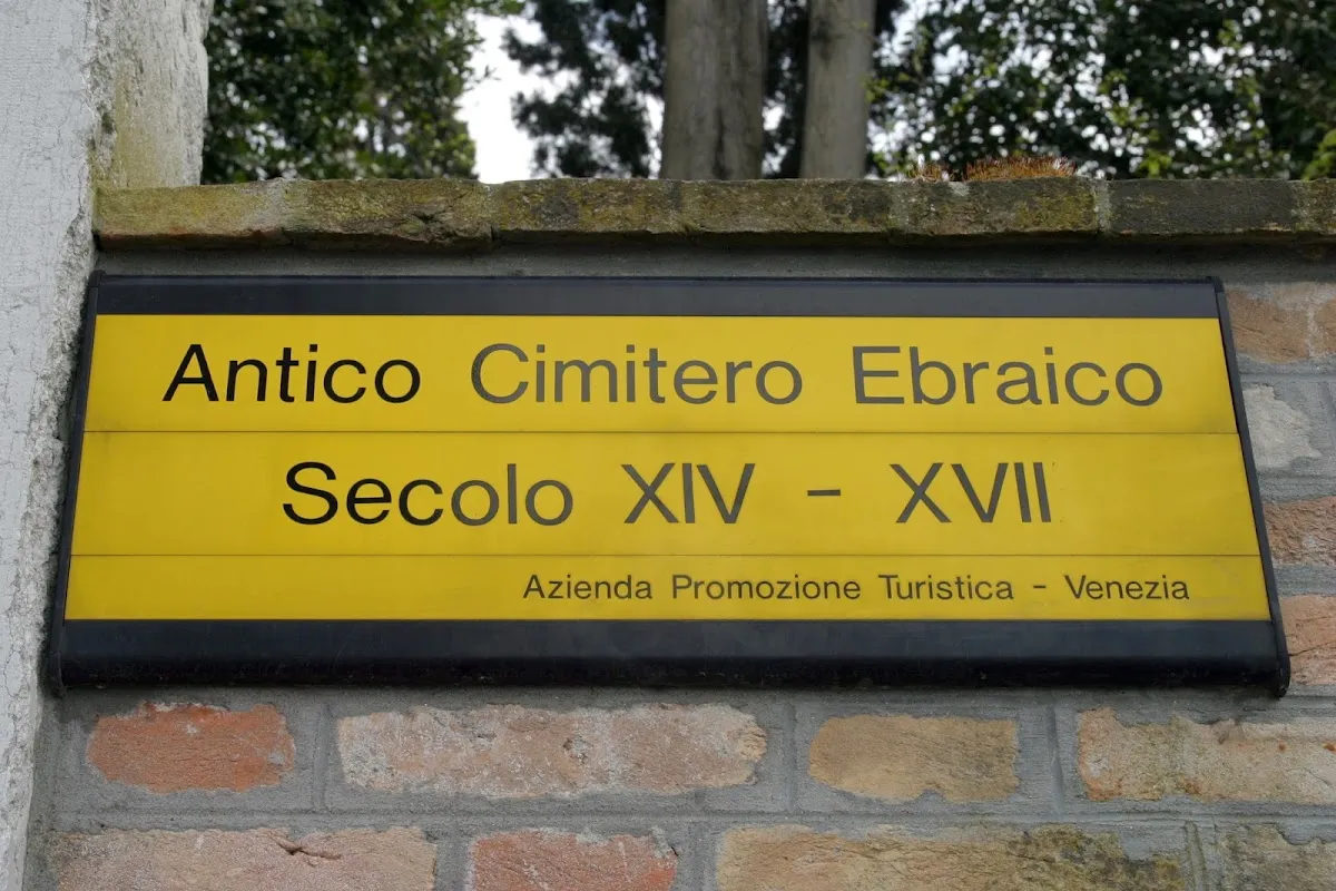 Cementerio Judío del Lido de Venecia — foto 7