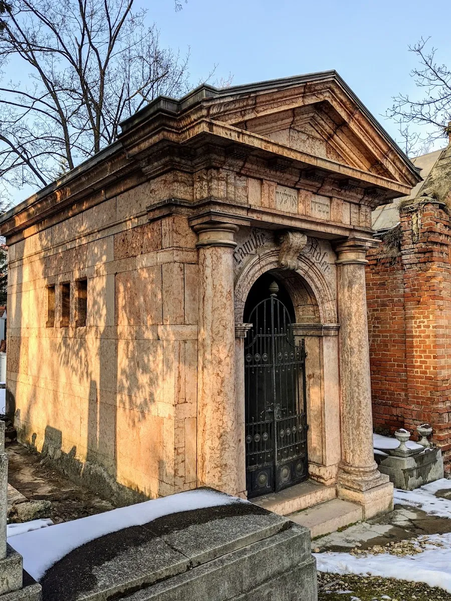 Cementerio judío neólogo de Brașov — foto 4