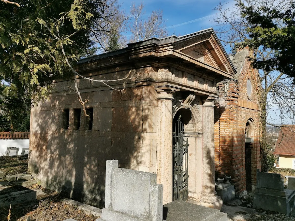 Cementerio judío neólogo de Brașov — foto 6