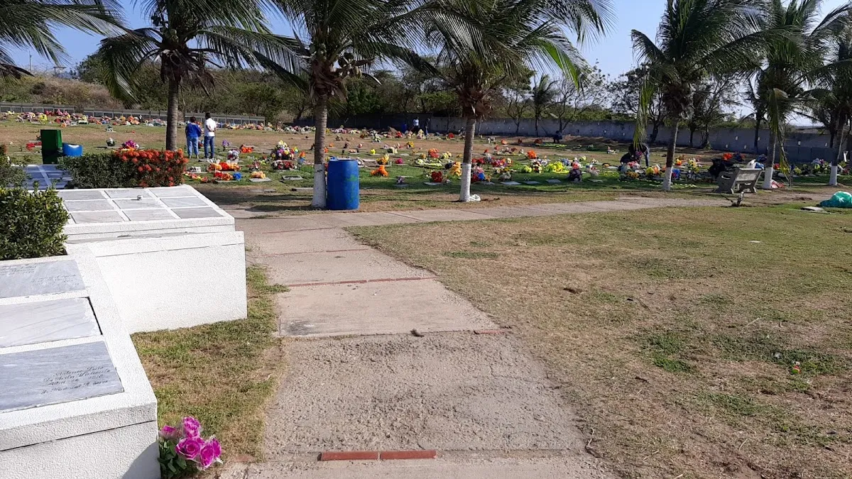 Cementerio Judío Rab Isaac Abarbanel