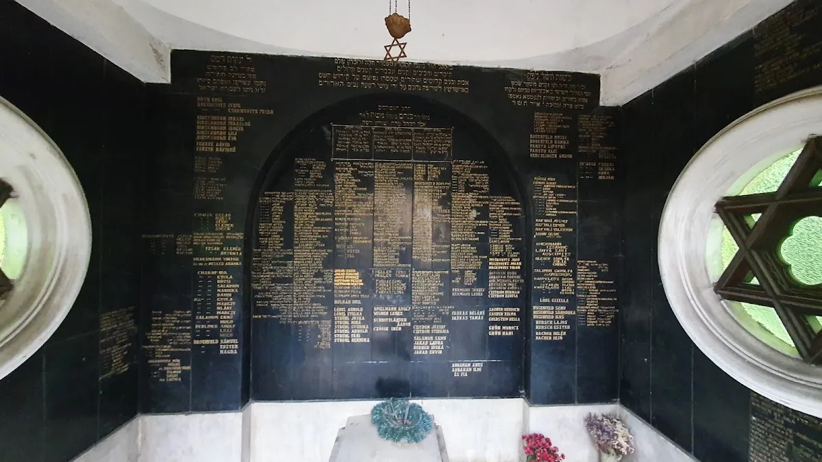 Cementerio judío Status Quo Ante de Târgu Mureș — foto 3