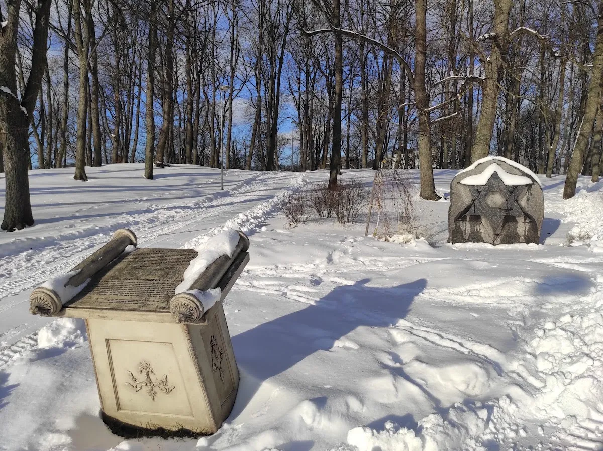 Cementerio Judío Viejo de Riga — foto 8