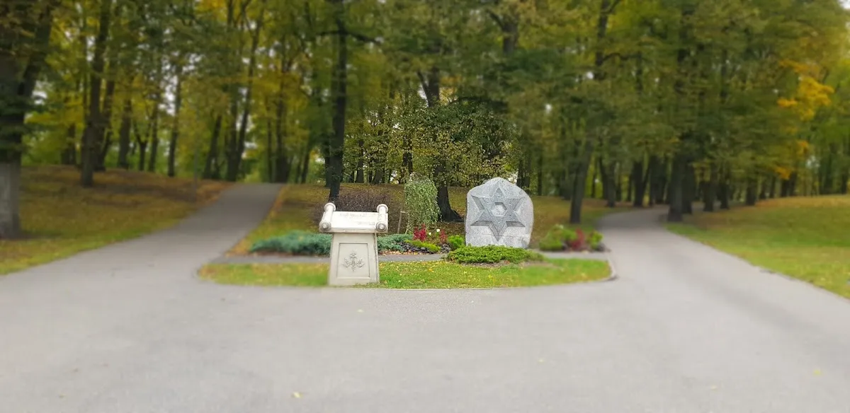 Cementerio Judío Viejo de Riga — foto 9
