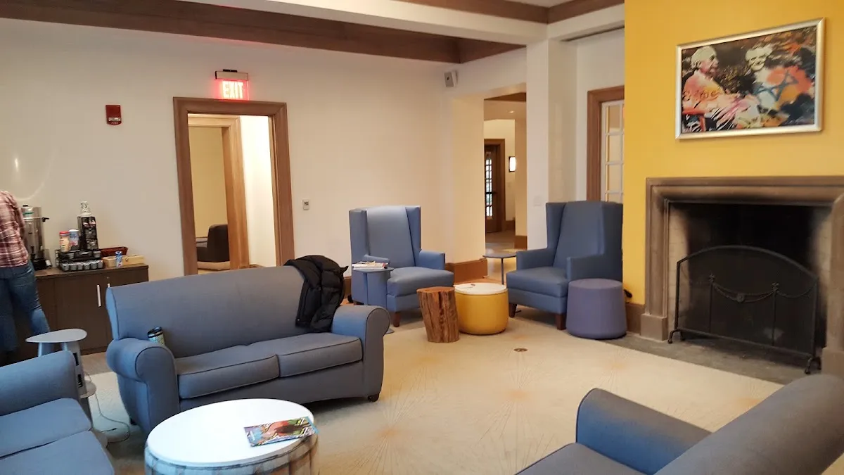 Center for Jewish Life Kosher Dining (Princeton) — photo 6