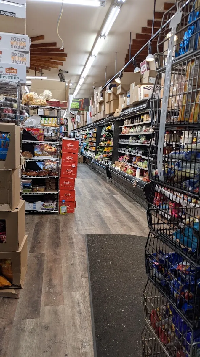 Center Fresh Supermarket — photo 6