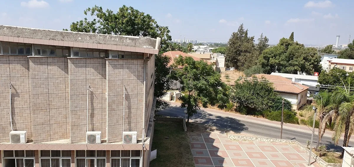 Central yeshivat Tomchei Tmimim — foto 3