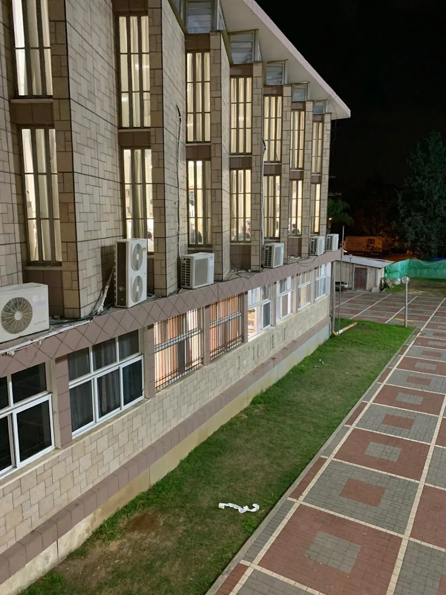 Central yeshivat Tomchei Tmimim — foto 4