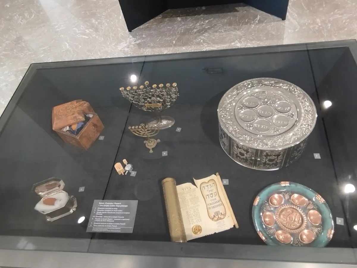 Centrum Pamięci Kultury Żydowskiej w Chęcinach — foto 8