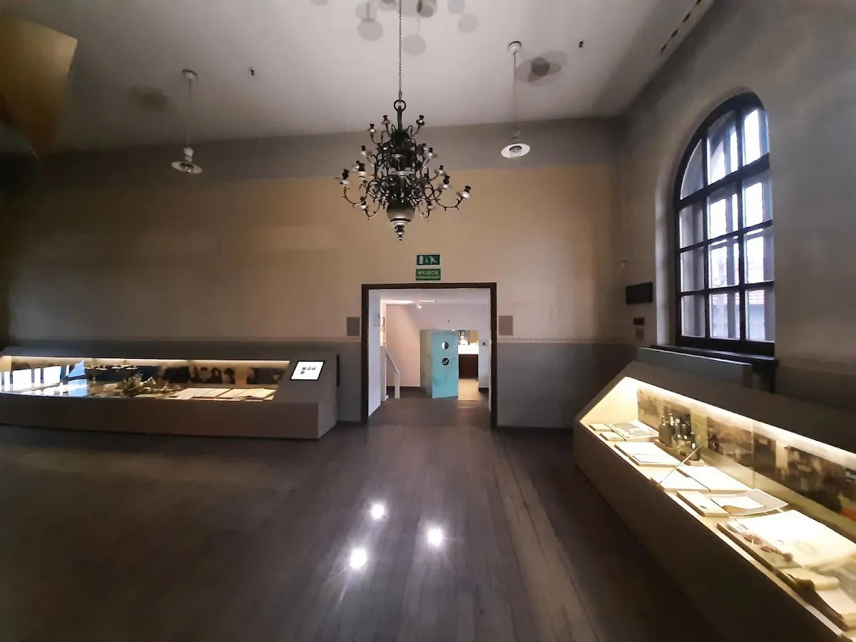 Centrum Żydowskie w Oświęcimiu (muzeum i synagoga Chewra Lomdei Misznajot) — foto 4