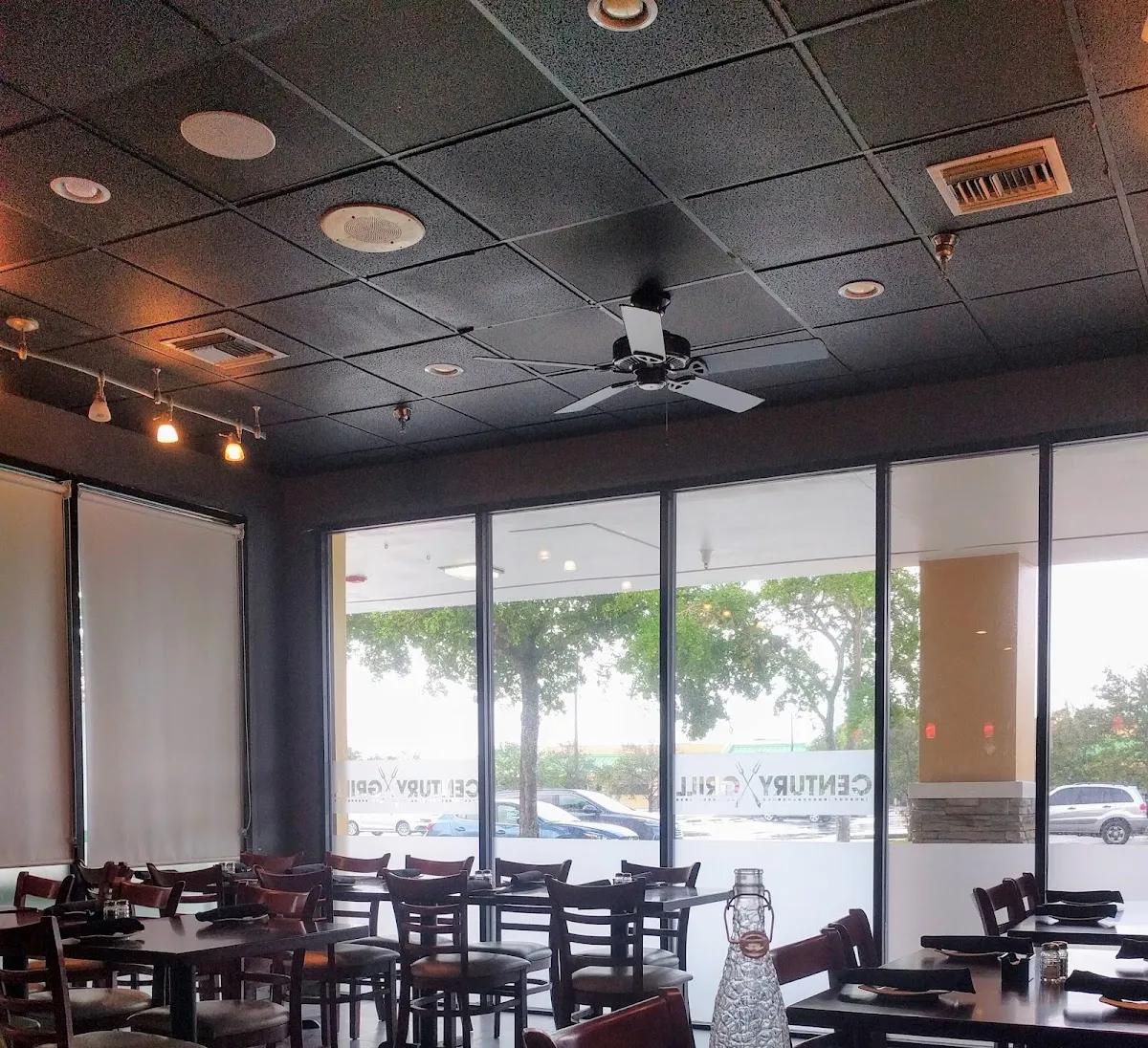 Century Grill — foto 7