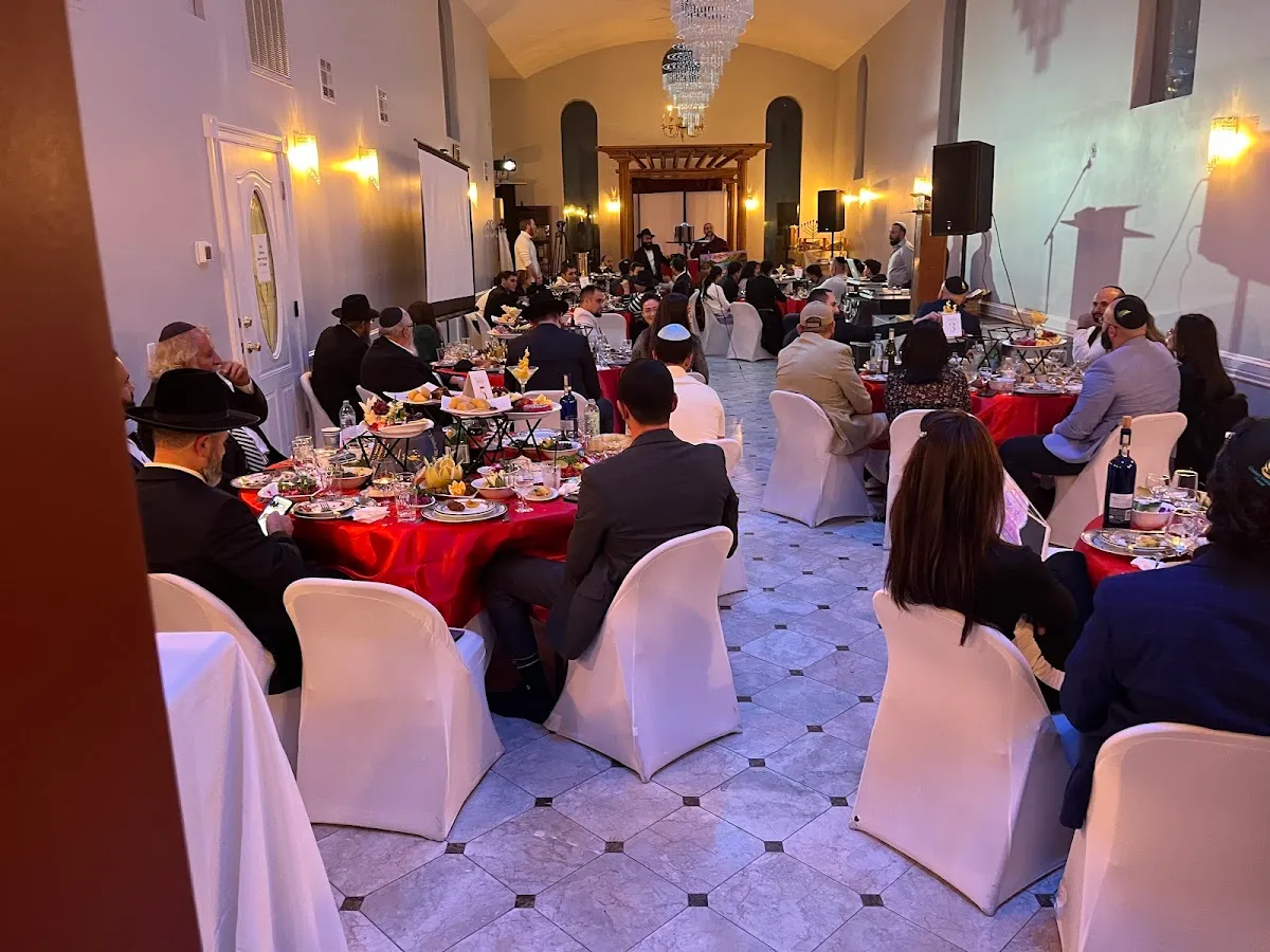 Chabad Bukharian Center — foto 3