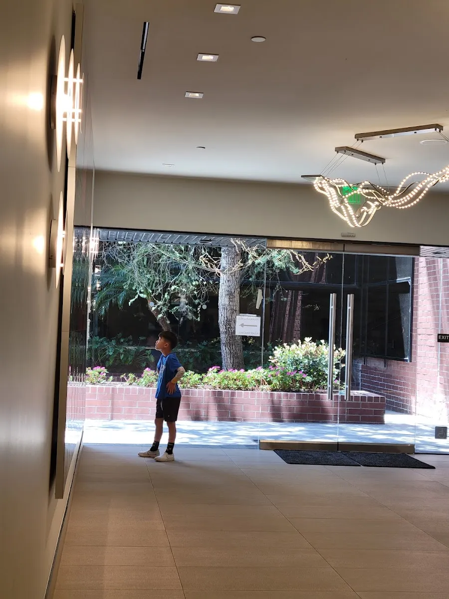 Chabad Center for Jewish Life — foto 4