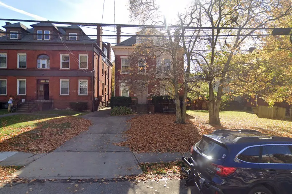 Chabad House on Campus - Pittsburgh
