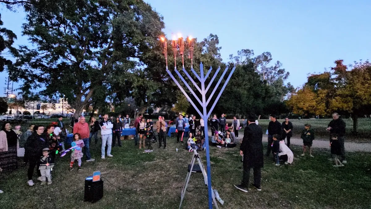 Chabad Jewish Center of Universal City