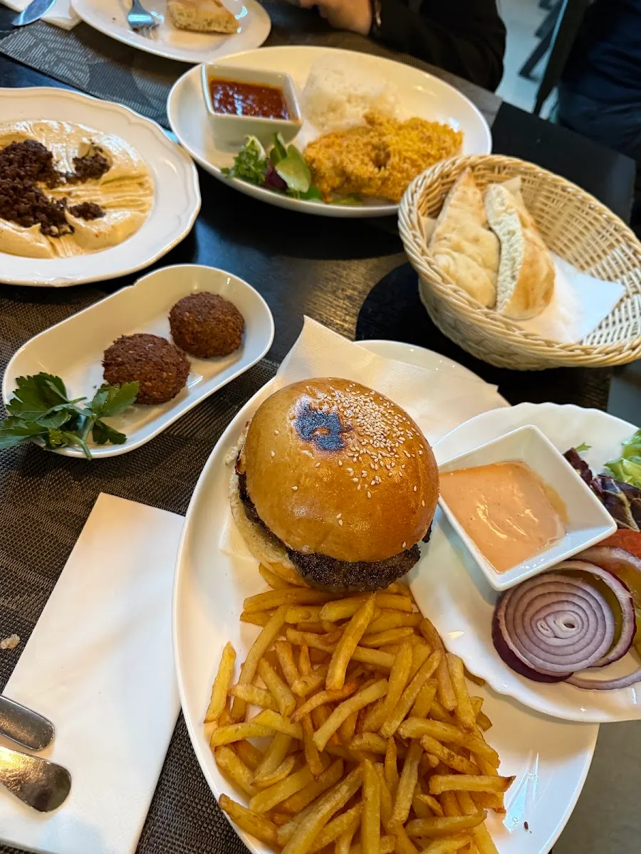 Chabad Kosher Grill Praha — photo 5