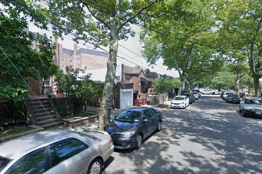 Chabad Lubavitch of Kingsborough College — foto 2