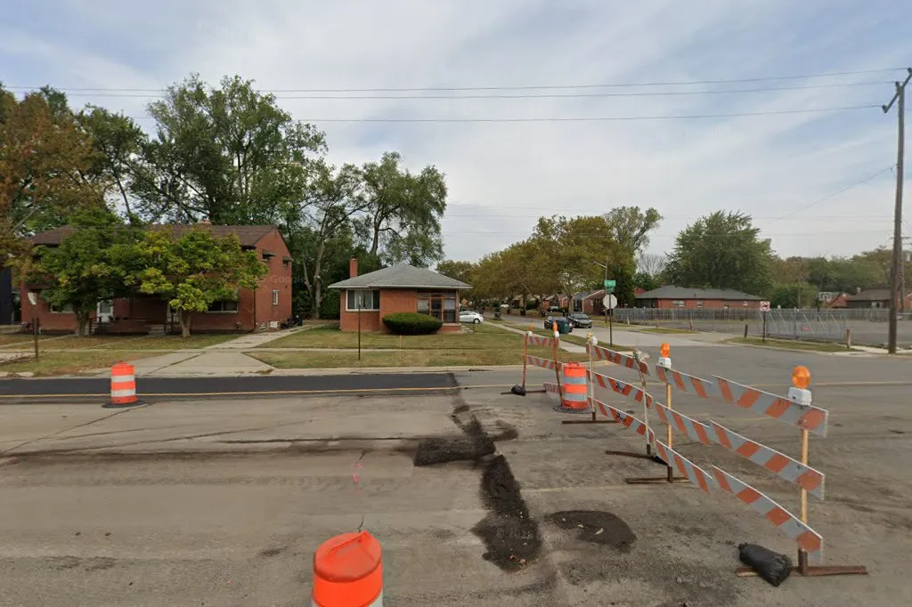 Chabad Lubavitch of Michigan (14100 W Nine Mile Rd)