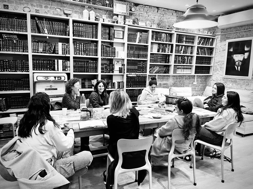 Chabad Mima'al Mamash Synagogue — foto 7